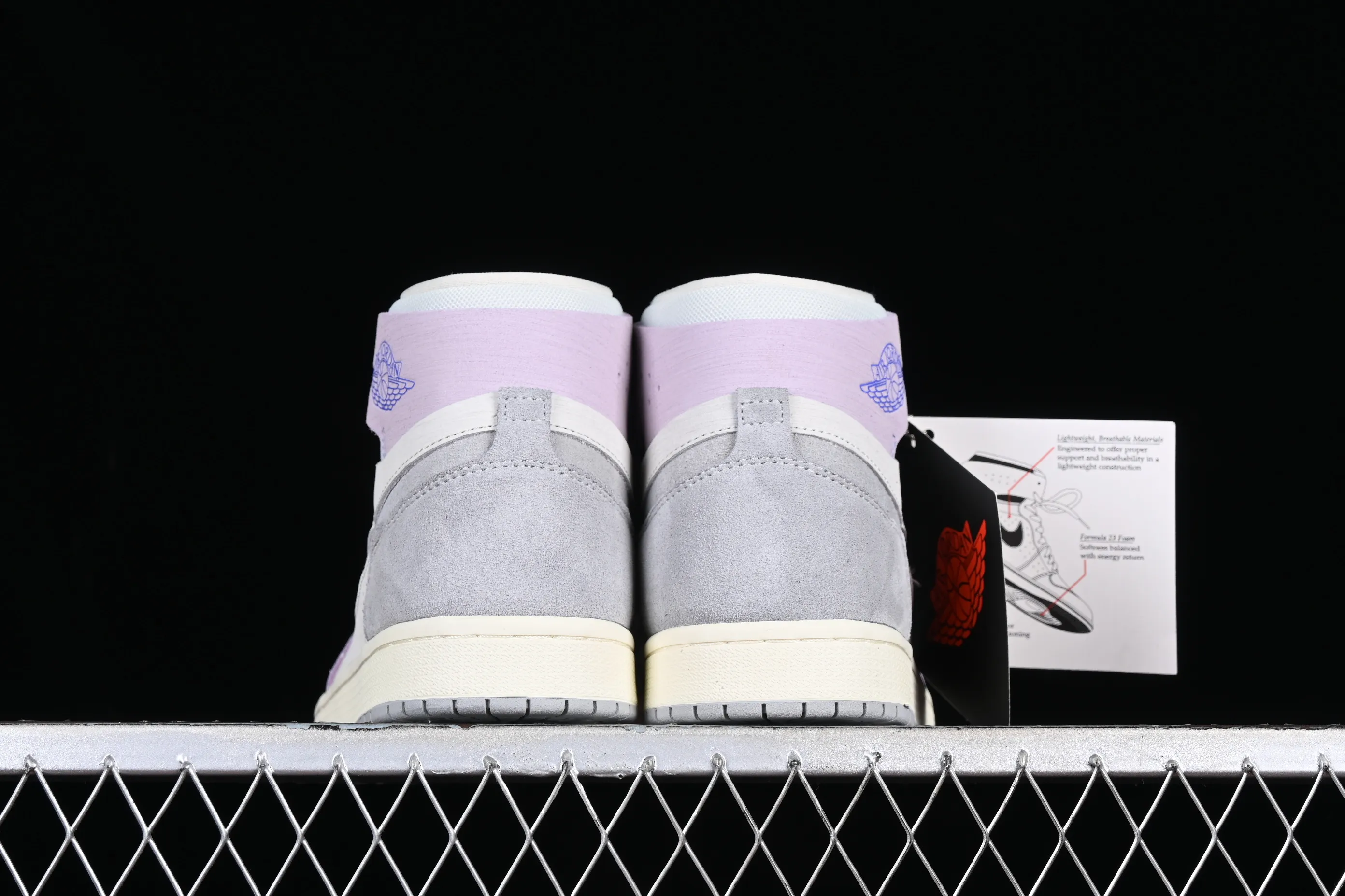 All categories Air Jordan Jordan series basketball shoes Air Jordan 1 High Air Jordan 1 Zoom CMFT AJ1 Joe 1 gray and purple color matching DV1305-005